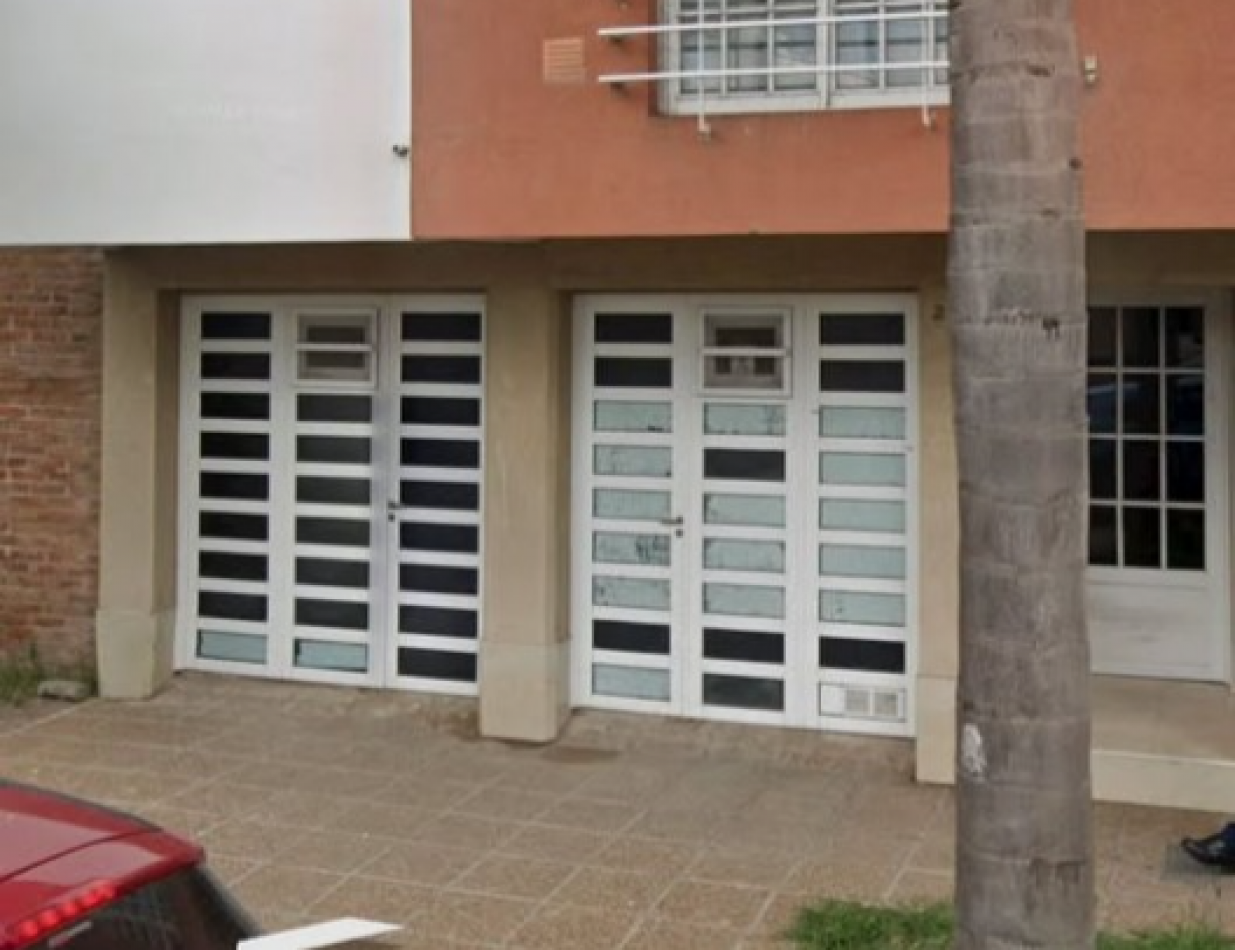Vendo 2 cocheras