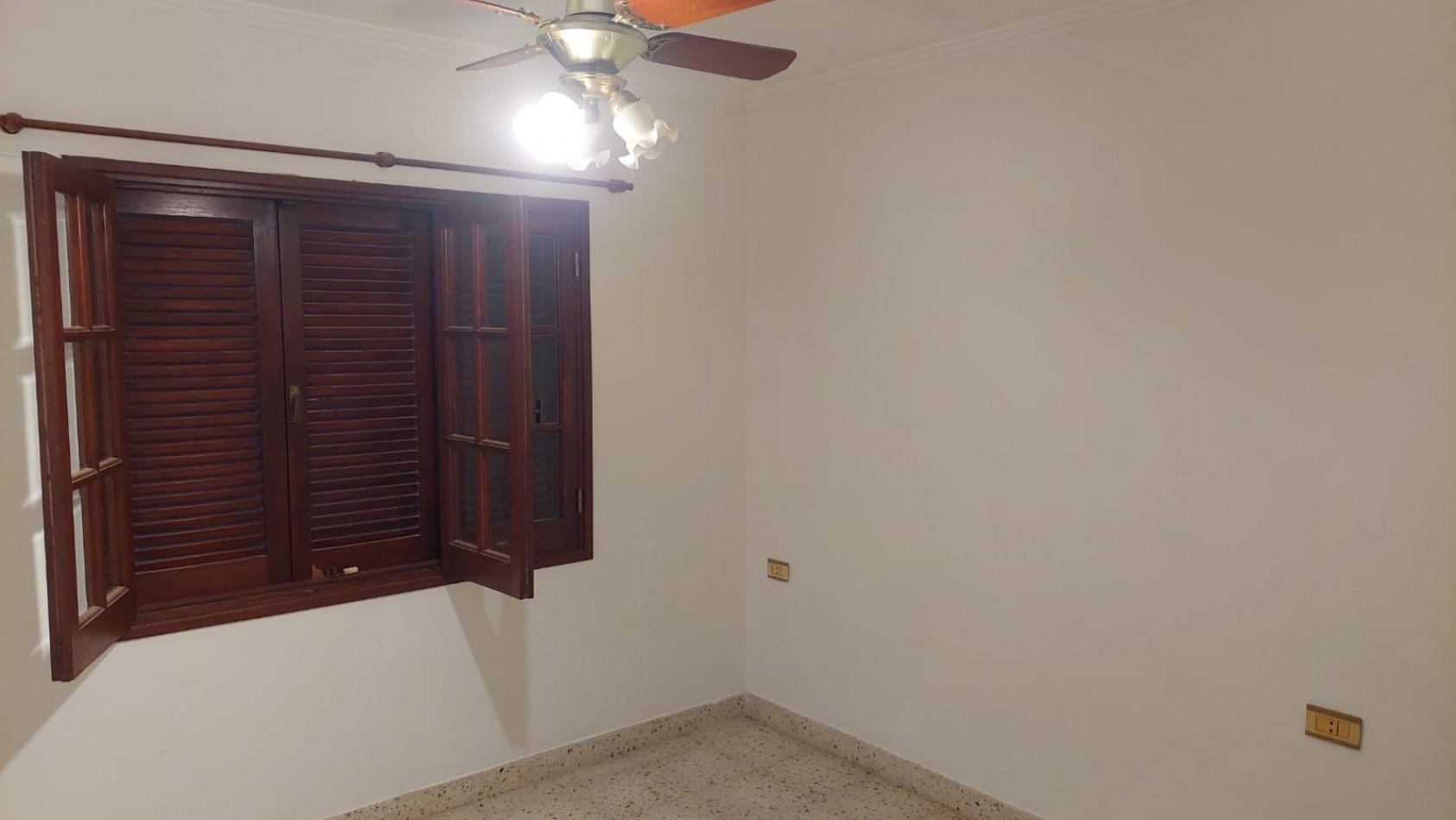 Casa Chalet con Piscina a la venta en Santo Tome