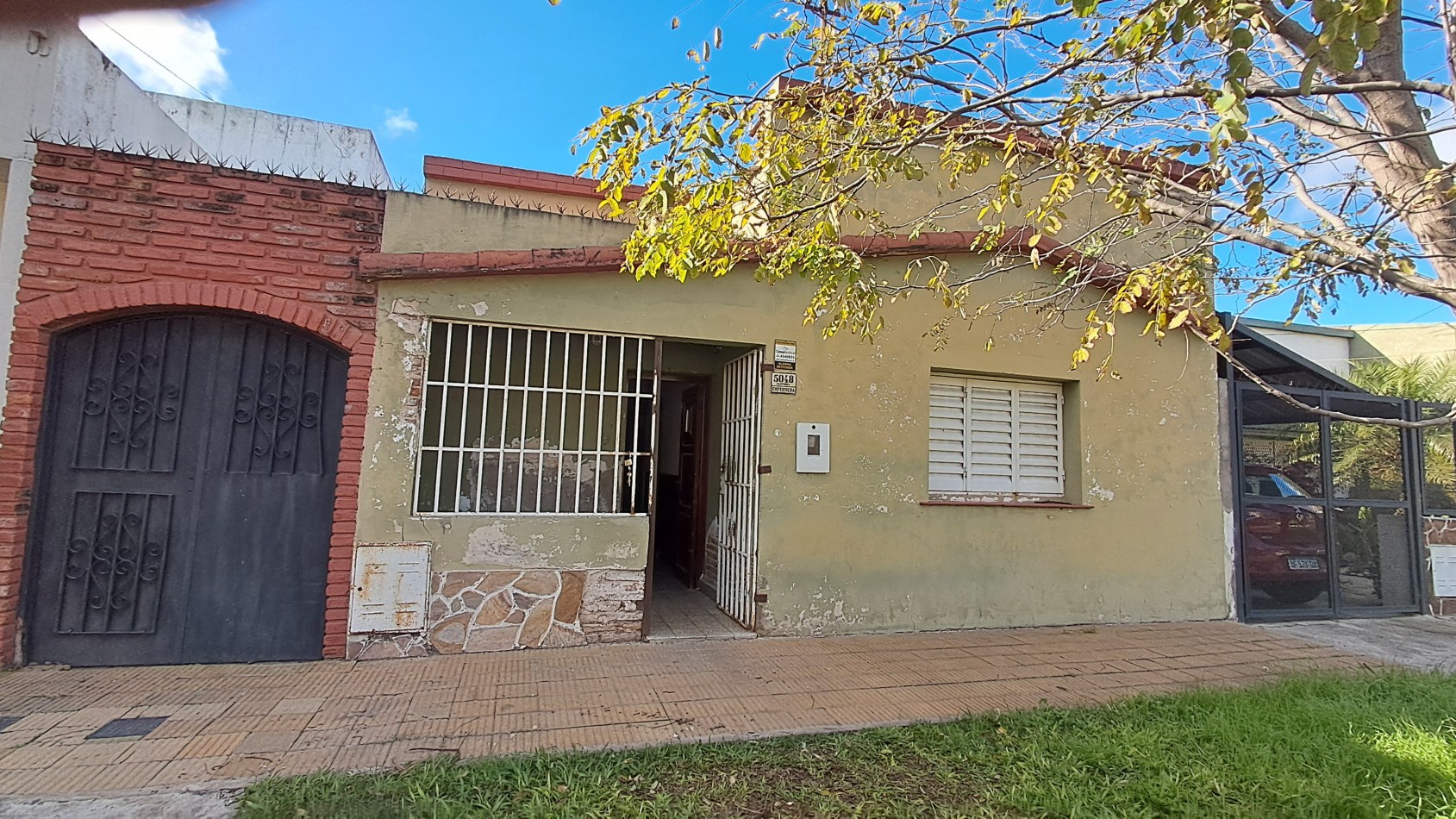 Casa gran terreno ideal desarrollo Zona Jerarquicos