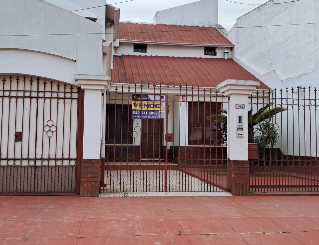 Casa Chalet con Piscina a la venta en Santo Tome