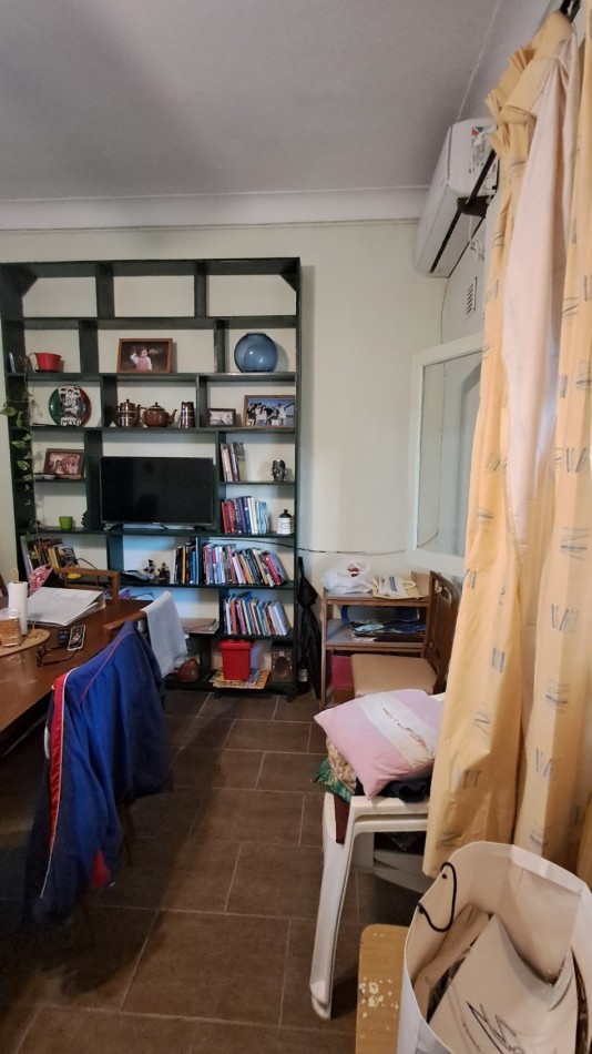 CASA EN BARRIO CANDIOTI SUR 2 DORM.