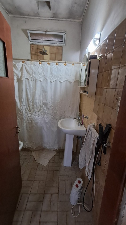 CASA DE 400M2 EN BVARD LOPEZ MONTE VERA