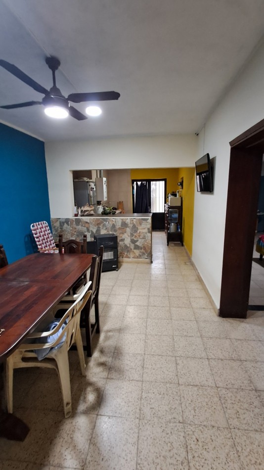 CASA DE 400M2 EN BVARD LOPEZ MONTE VERA