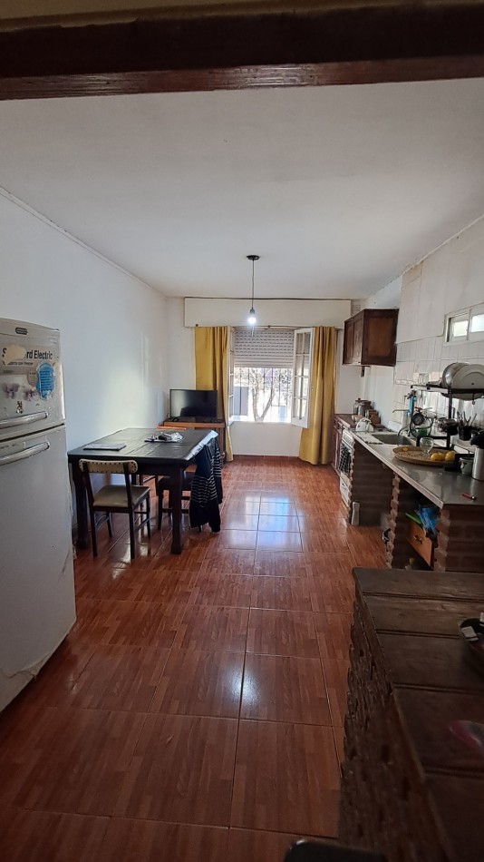 PLANTA ALTA EN BARRIO CANDIOTI A PASOS BULEVARD