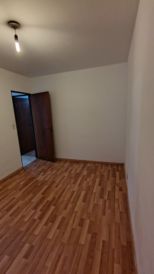 DPTO 2 DORM + COCHERA ZONA FACUNDO Y J DEL CAMPILLO 