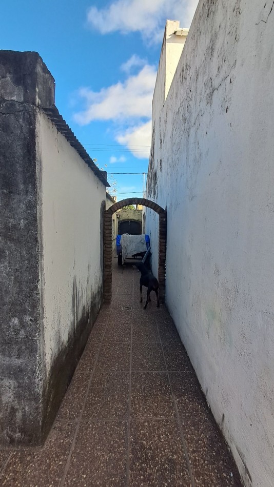 Casa gran terreno ideal desarrollo Zona Jerarquicos