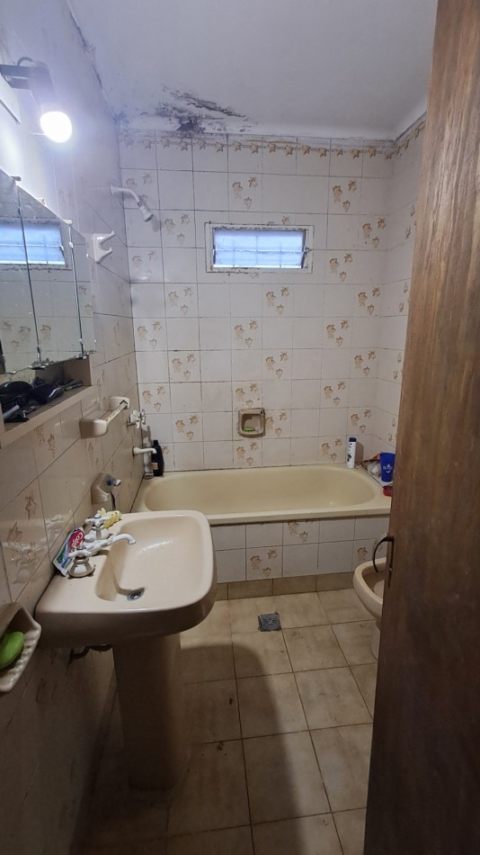 Casa gran terreno ideal desarrollo Zona Jerarquicos