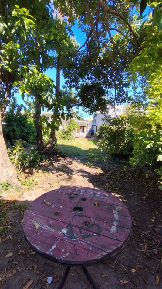 Casa gran terreno ideal desarrollo Zona Jerarquicos