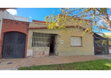 Casa gran terreno ideal desarrollo Zona Jerarquicos