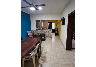 CASA DE 400M2 EN BVARD LOPEZ MONTE VERA